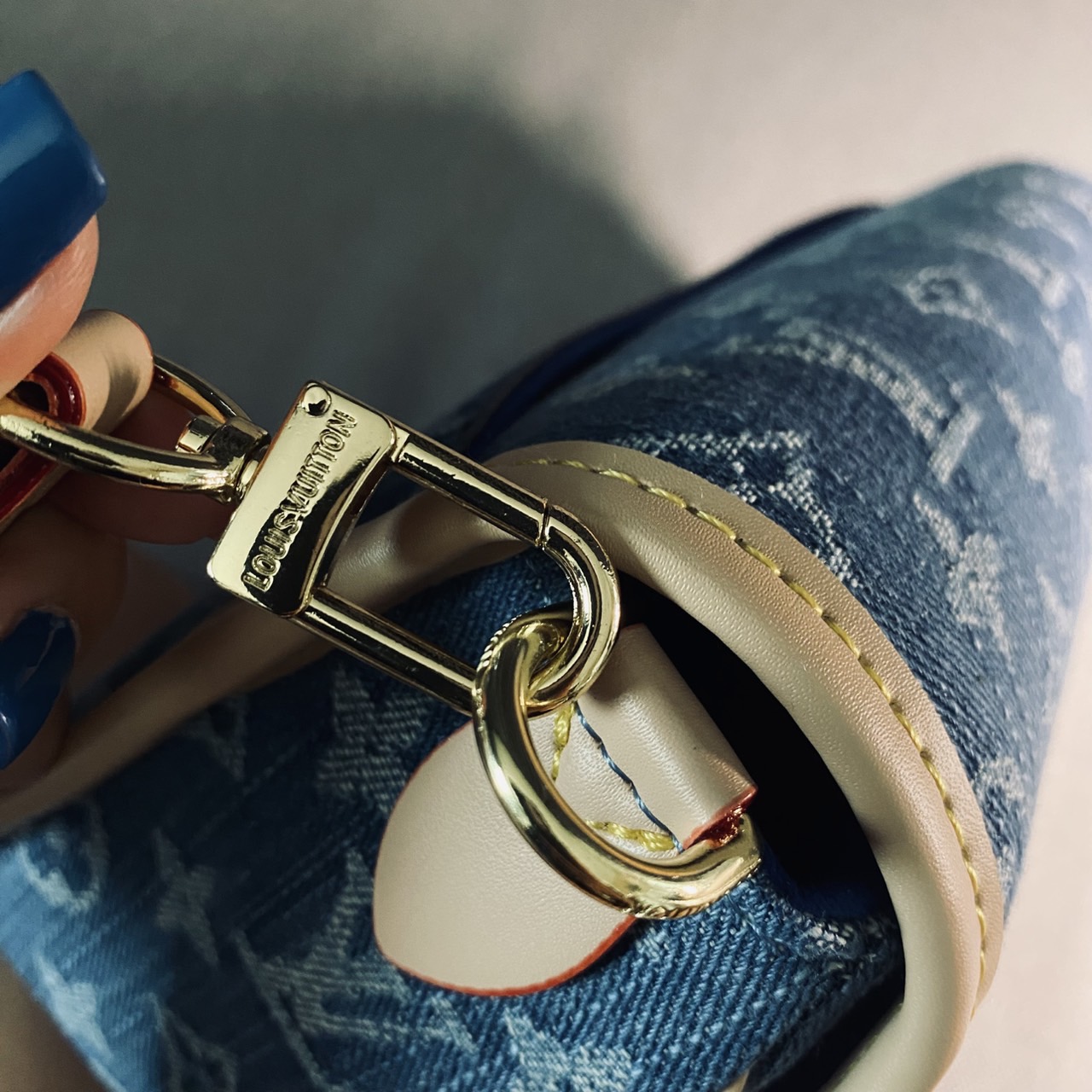 LV diane monogram denim bag กระเป๋ามัลติฟังก์ชั่นเดนิม ดีไซน์ใหม่สียีนส์สวยมีเสน่ห์ มาพร้อมสาย 2 แบบ สายหนังคล้องไหล่ได้ และสายสปอร์ตครอสบอดี้ได้