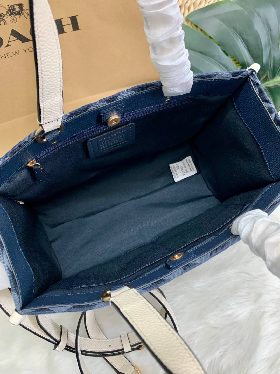 ของแท้ 💯% COACH DEMPSEY CARRYALL IN SIGNATURE JACQUARD WITH PATCH (COACH C2826) 🌈สินค้าขายดี รอบทีาแล้วใครไม่ทัน รอบนี้ห้ามพลาดจร้าา