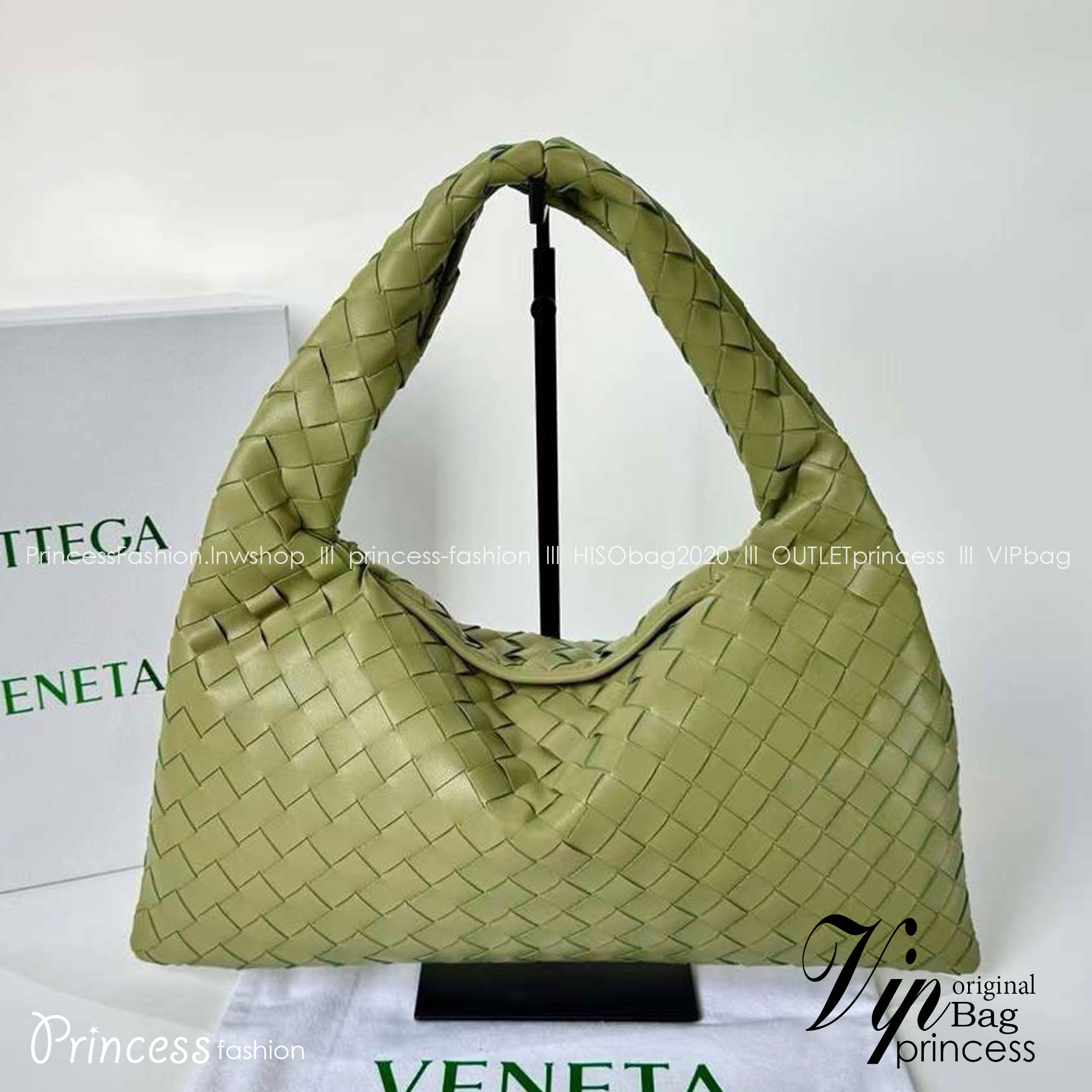 BOTTEGA intrecciato hobo shoulder bag / Bottega Hop Bag กระเป๋าทรงโฮโบ จุของได้เยอะ เกรดออริ สลับแท้ 1:1 ใช้งานต่างประเทศได้