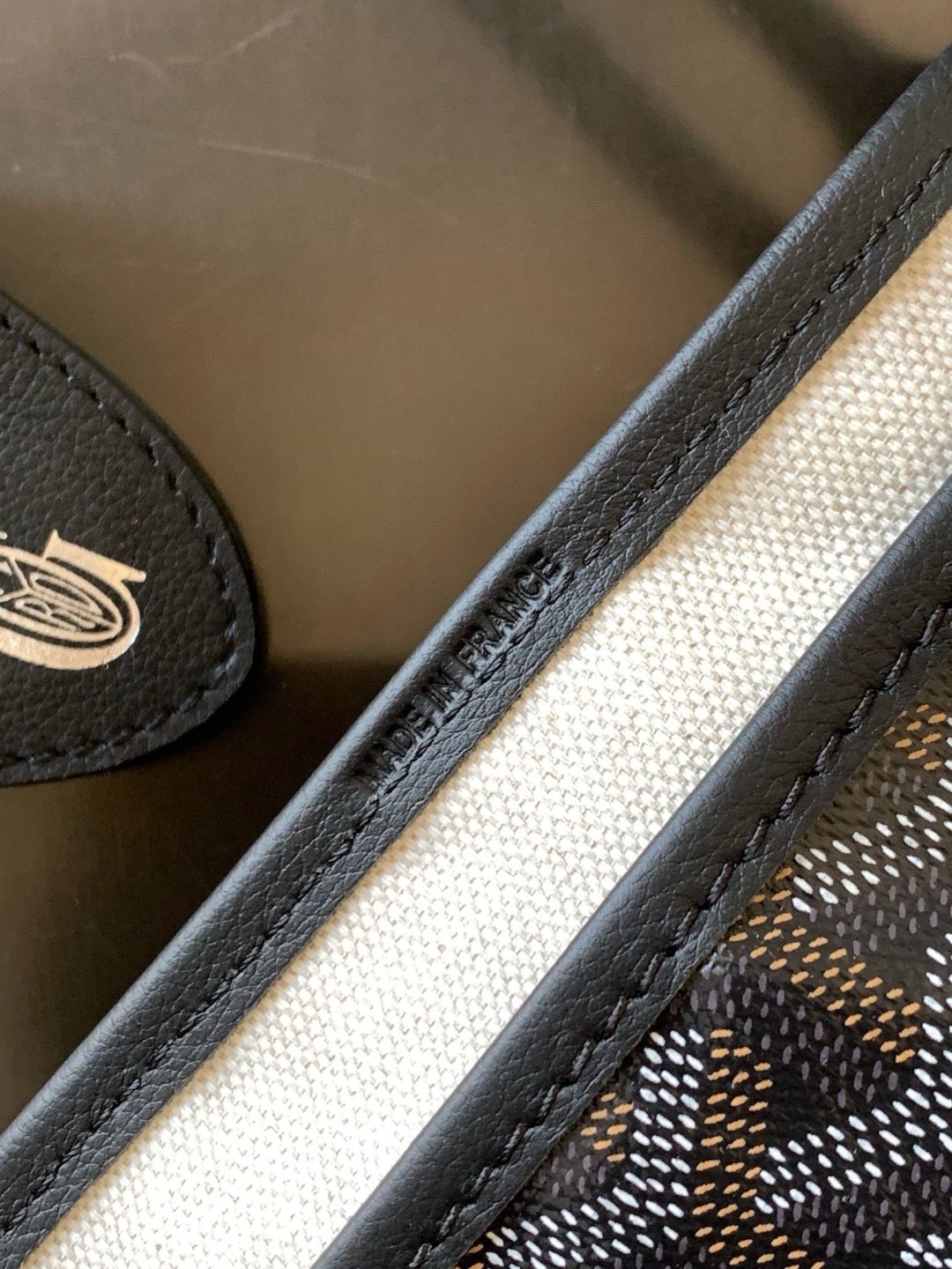 GOYARD GM TOTE BAG กระเป๋าทรงโท้ทใบใหญ่ หนังแท้สวยเป๊ะ เกรดท็อปออริ สลับแท้ 1:1 เกรดดีสุด ใช้ต่างประเทศได้ ผ่านทุก ตม.