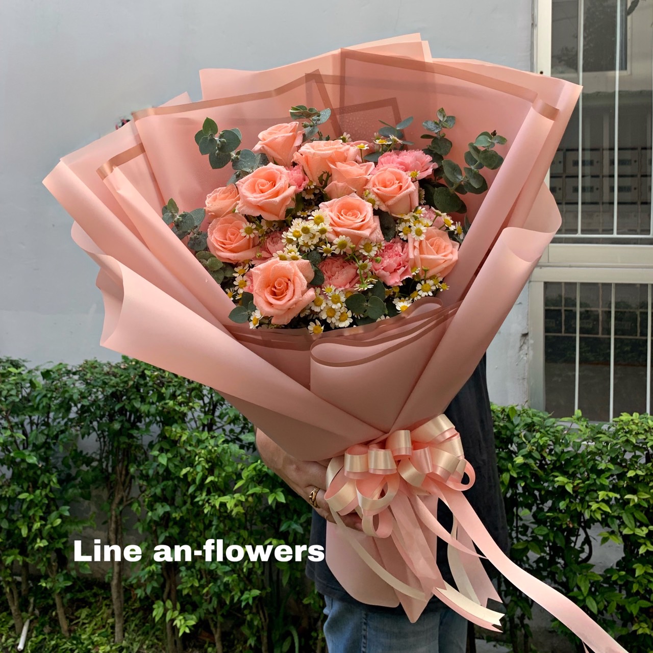 ช่อดอกกุหลาบสีพีช