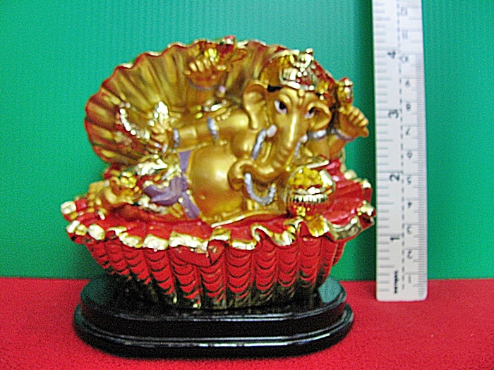 สินค้าหมดค่ะ องค์พระพิฆเนศปางเสวยสุขประทับนอนในหอยกาบ(เป็นปางประทานพรให้สมหวัง)ค่ะ