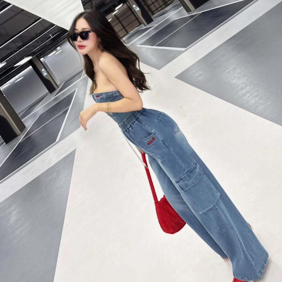 เช่าชุดเที่ยว by Princess 💕 A‘perfact เอื้อยค้าบบบบบความปังมาอีกละค้าบสวยกรี๊ดจนคอแห้ง เซ็ทยีนส์เกาะอกชิคๆจะบอกว่าผ้าดีโคตรทรงสวยมากจริง