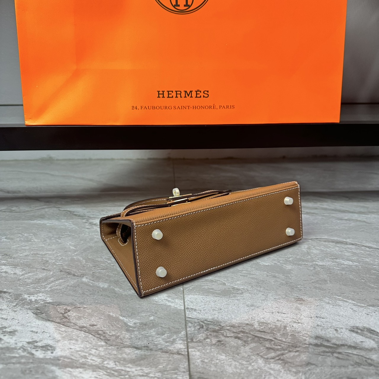 ORI หนังแท้ | Hermes Mini Kelly Pochette 20cm จิ๋วแต่แจ๋ว ราคาพุ่งยิ่งกว่าทอง พร้อมสายสปอร์ต กระเป๋าสะพายที่สุดแห่งหรูหราลัคชู นิยามของความสง่างามเหนือกาลเวลา