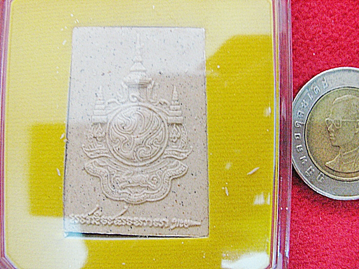 พระพุทธชินสีห์หลัง84 พรรษาในหลวง ที่ระลึก สมโภช 175 ปี วัดบวรนิเวศวิหาร พร้อมกล่องเดิมค่ะ