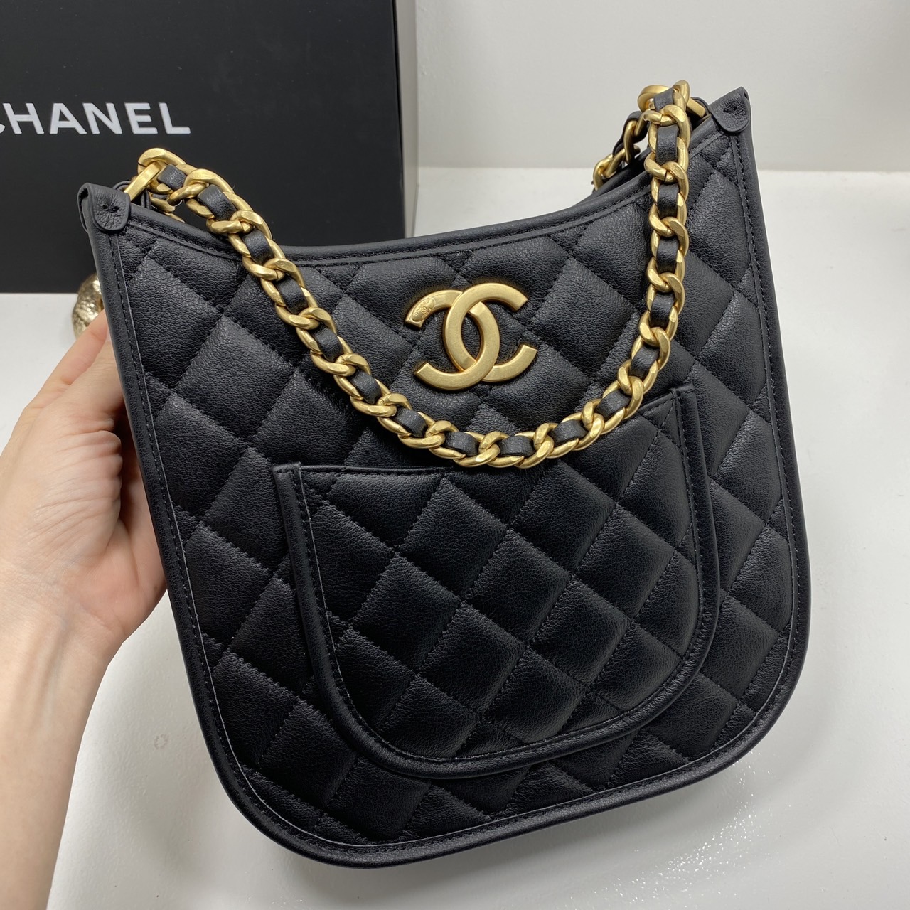 Chanel 24s hobo bag / CHANEL Casual Style Leather Party Style กระเป๋าสะพายทรงสวยมากค่ะ รุ่นตามหา เป็น every look ได้หลายโอกาส อะไหล่ทองหรูหรา เกรดออริ 1:1