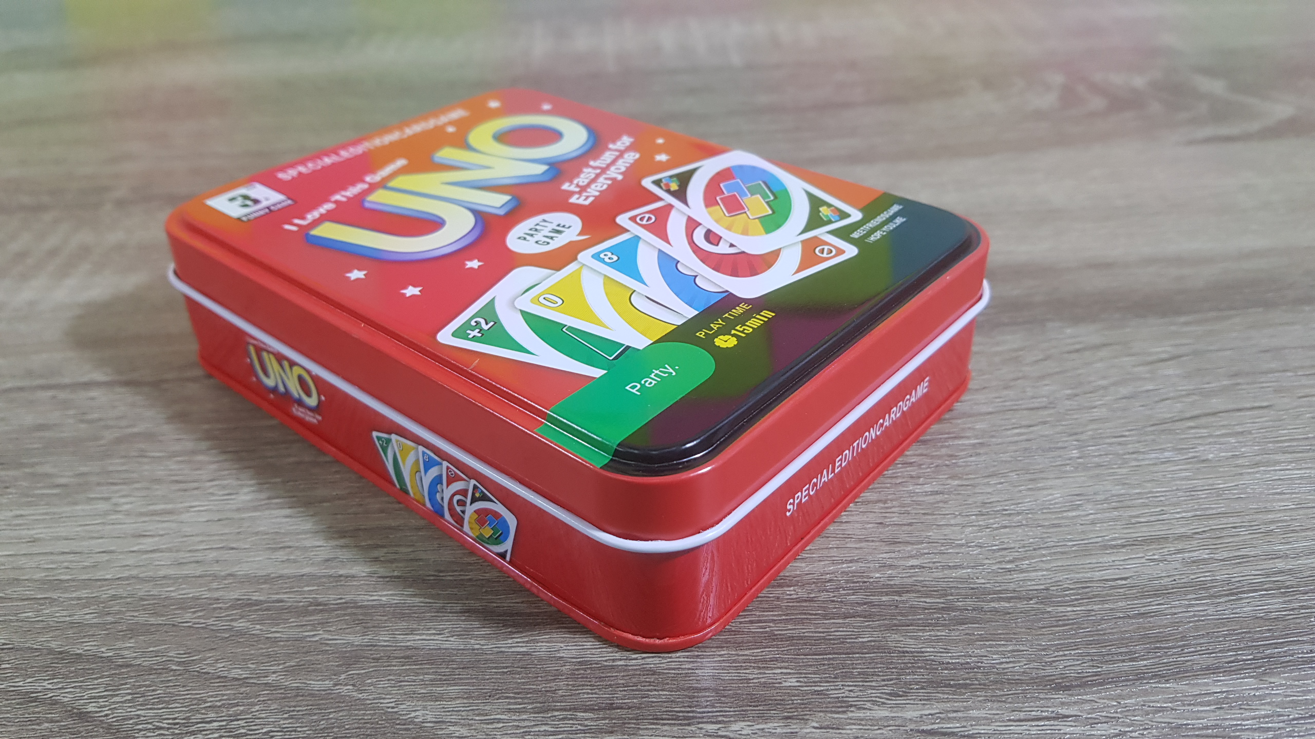 อูโน่กล่องเหล็กการ์ดกระดาษมันไซส์ปกติ (ขนาดการ์ด5.6x8.5 cm.)