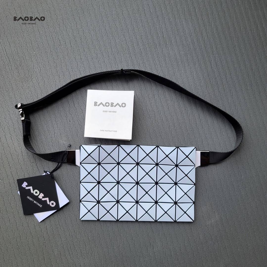 VIP GIFT 】BAOBAO issey miyake belt bag