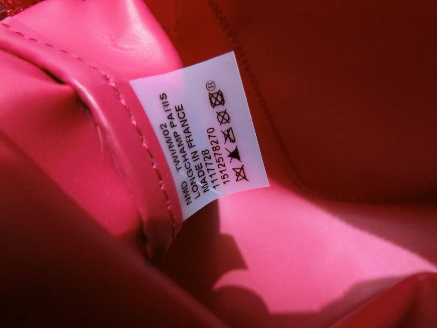 กระเป๋า Longchamp Le Pliage Neo Size S สินค้าใหม่ ของแท้เท่านั้น!!เป็นล็อตผลิตเกินออเดอร์จากโรงงาน มาพร้อมการ์ด/ถุงผ้าแบรนด์/ถุงกระดาษแบรนด์