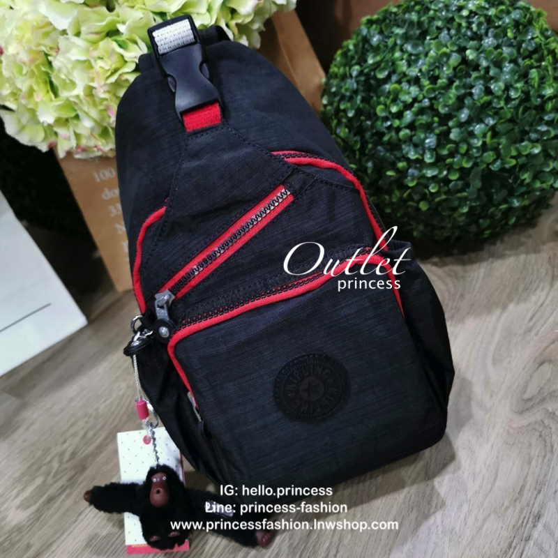 KIPLING ART MINI BACKPACK กระเป๋าสะพายเป้หรือคาดอกวัสดุ Nylon+Polyester100% เปิดปิดด้วยซิปสะดวกใช้ ด้านหน้ามี1ช่องซิป มาพร้อมพวงกุญเเจลิงขนฟูถอดแยกใช้ได้ ดีไซน์สุดฮิตสายสะพายคอลเลคชั่นลาย ART เลื่อนปรับได้ ภายในมีช่องซิป ช่องใส่มือถือ ภาพถ่ายจากสินค้าจริง