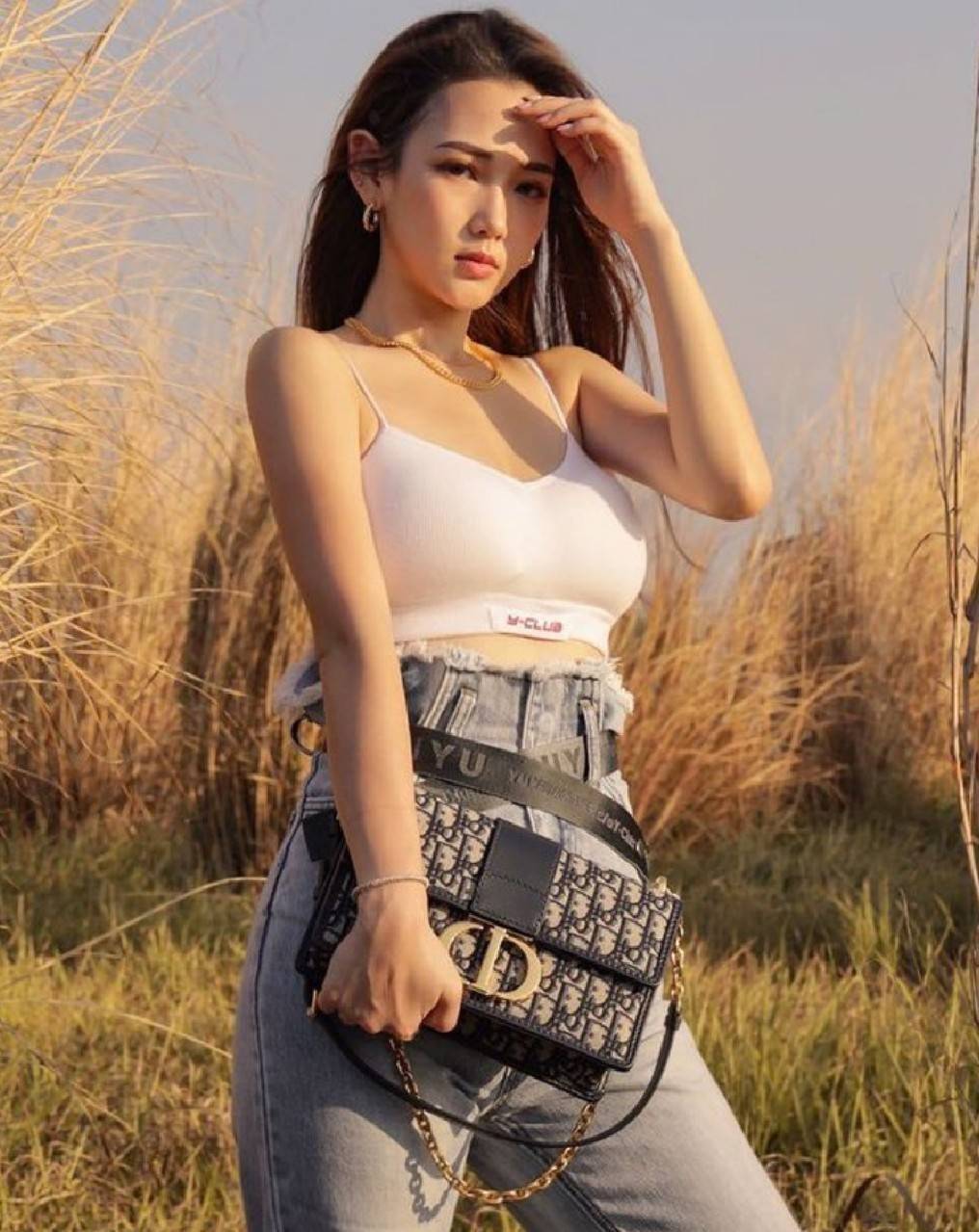 DIOR SET BAG / DIOR 30 Montaigne Bag / DIOR ANAGRAM BOX SET / CD LIMITED EDITION GIFT BOX WITH GOLD STAR BOUTIQUE SET พร้อมเสิร์ฟครบชุด แรร์ไอเท็ม ที่ถูกรวมไว้ในหนึ่งเดียว กับ gift box limited จัดให้ทั้งกระเป๋าสะพายสุดหรู กระเป๋าสตางค์ใบสั้นรุ่นคลาสสิค