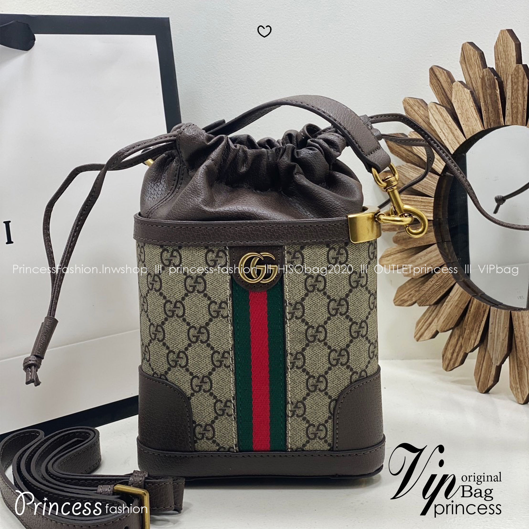 ORI หนังแท้ | GUCCI Ophidia GG Bucket Bag กระเป๋าสะพายทรงบัคเก็ตสามเหลี่ยม สุดไอโคนิค เพิ่มกิมมิกแต่งแถบอะไหล่สีทอง สวยหรูคลาสิกสุดๆ เป็นรุ่นหายาก ของมาจำกัด อย่าพลาดเชียวน้า