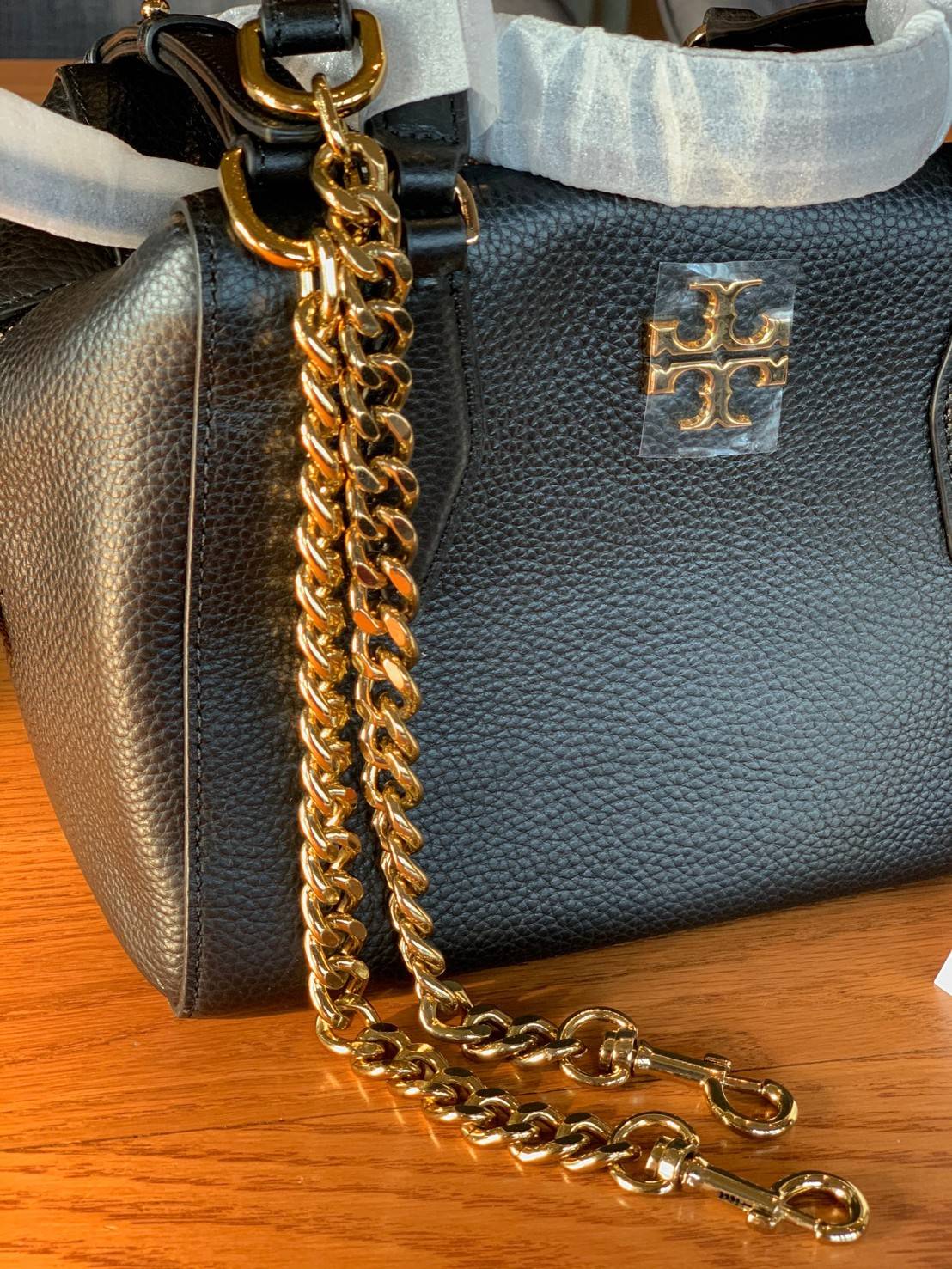 ของแท้ 💯% TORY BURCH KIRA PEBBIED STACHEL 74650 Black