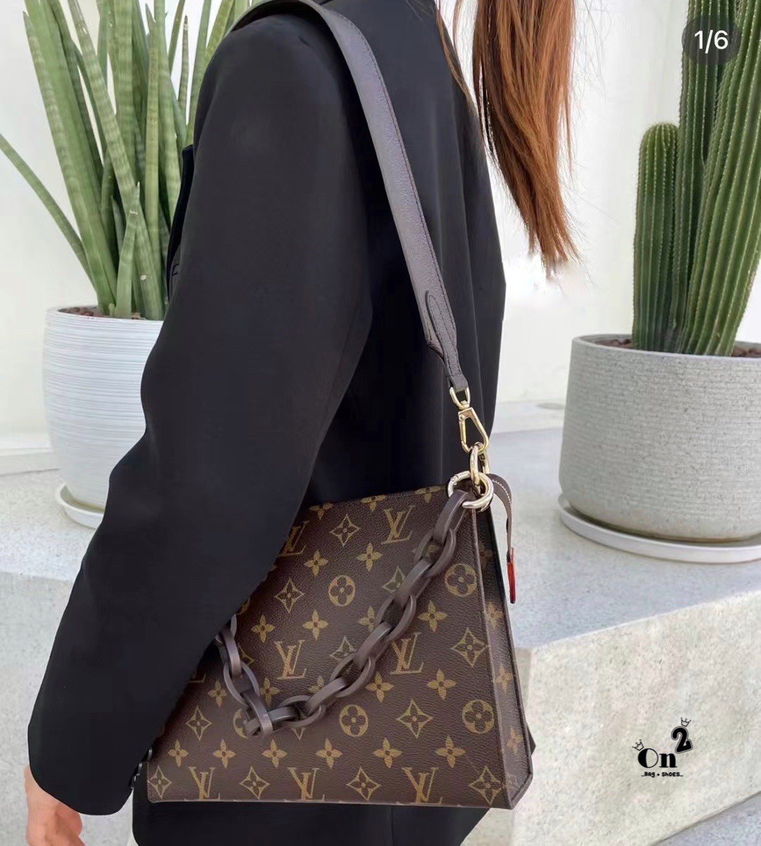 LV Toiletry 26 with strap / LV Toiletry Pouch 26 in Monogram Reverse Canvas with Wide Shoulder Strap Replica ต๊าซมากแม่ ลุคนี้ความเท่ ความปังได้หมด มาใหม่ลายโมโนแกรม งานซิปมา2 สาย งานสวยเป๊ะมาก ได้หญิงสะพายได้ ผู้ชายสะพายดี ใครหาอยู่ห้ามพลาดน้า งานอะไหล่ป