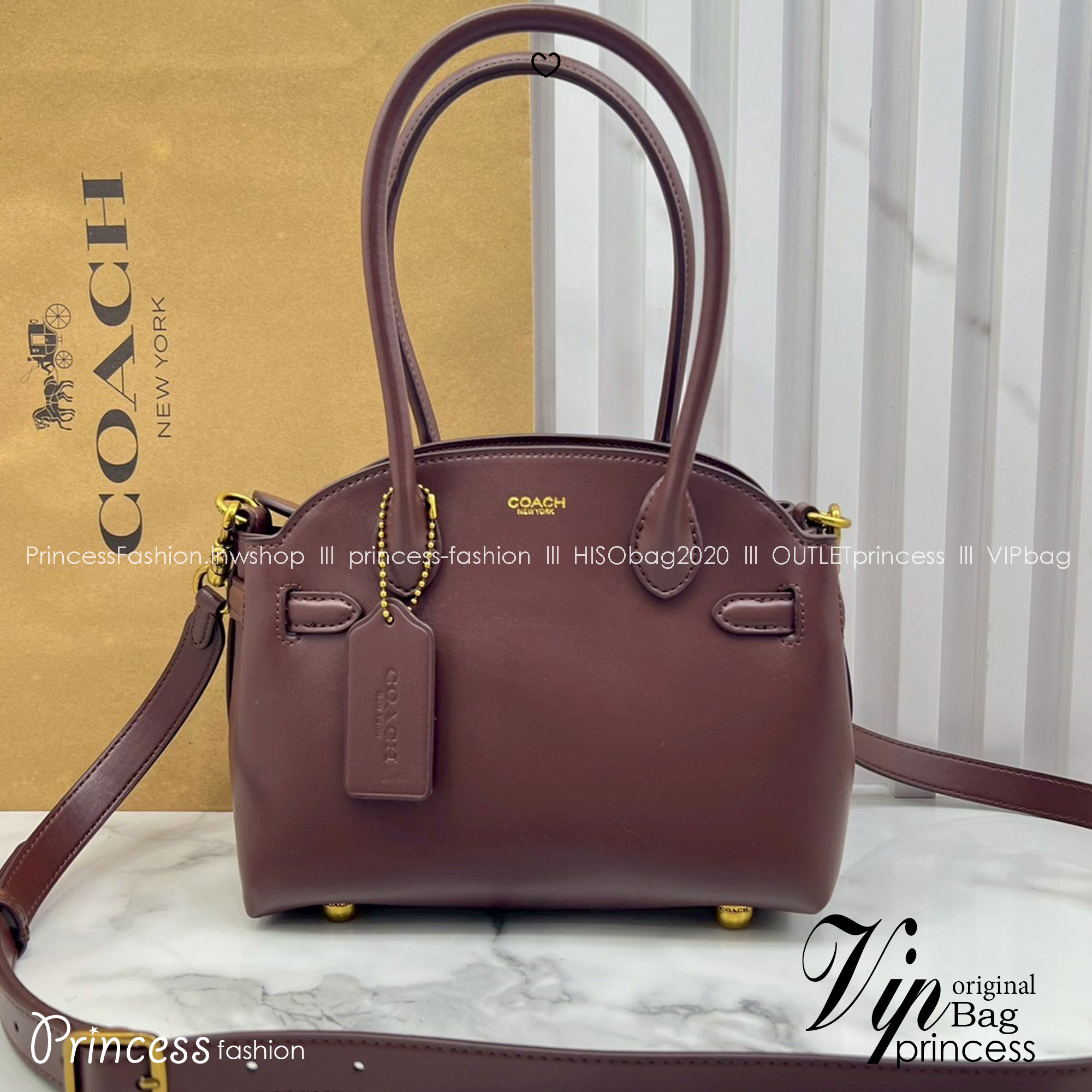 ORI หนังแท้ | Coach Soft Empire Carryall Bag 28 กระเป๋าสะพายทรงโฮโบ รุ่นใหม่ล่าสุด ดีไซน์เรียบง่าย สะพายไปคาเฟ่ ไปเที่ยวถ่ายรูปสวยๆ คือเหมาะสุดๆ หูสะพายยาว พอดีไหล่ ภายในแบ่งสัดส่วนไว้ดี ใบจริงหนังสวยมากๆ