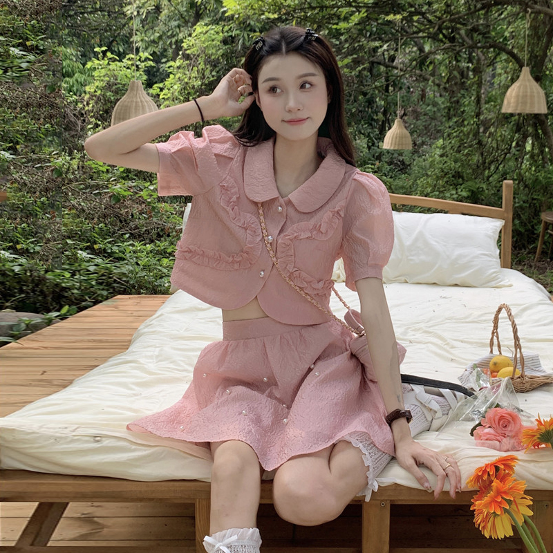 พร้อมส่ง 🩰🍅 Watermelon set เซตเสื้อครอปและกระโปรงสีชมพู (IN37283)