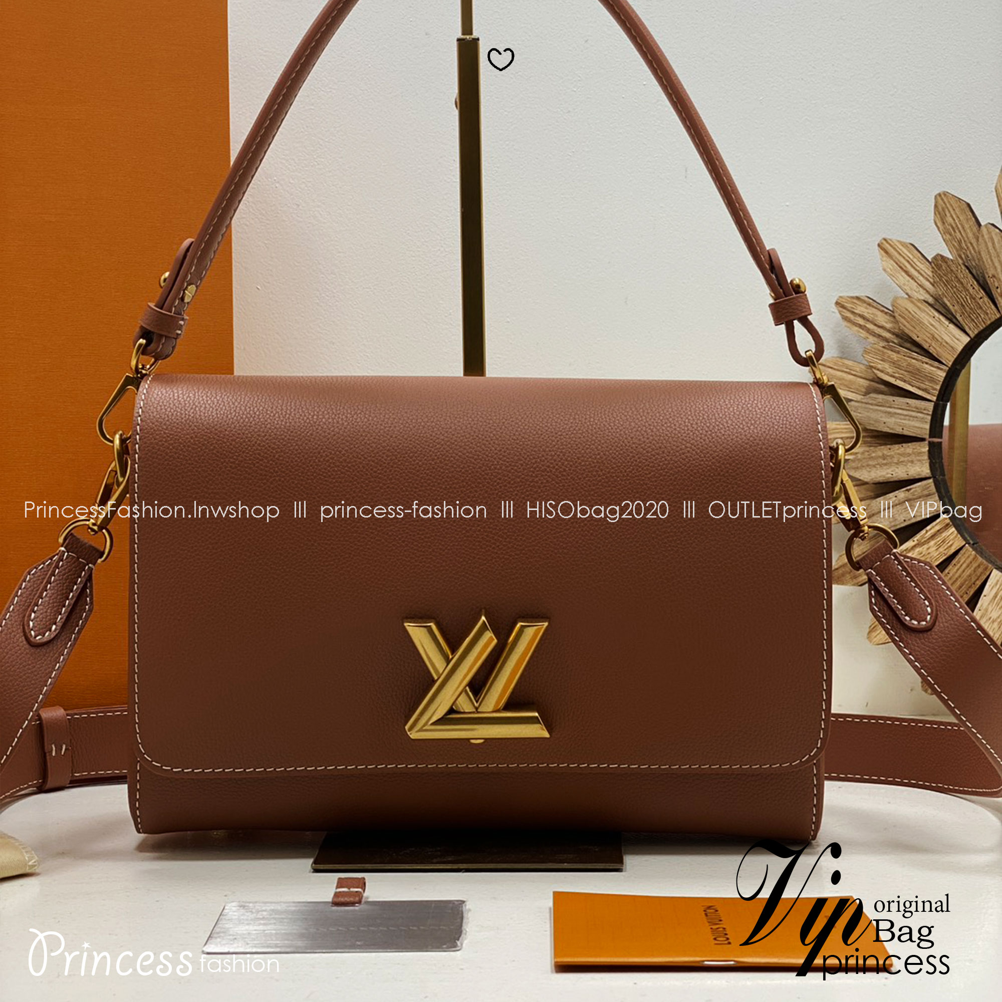 TOP ORI หนังแท้ | เกรดดีสุด LV Soft Twist Handbag กระเป๋าถือสุดไอคอนิก ถือเป็นกระเป๋าคู่ใจที่สมบูรณ์แบบสำหรับทุกวัน