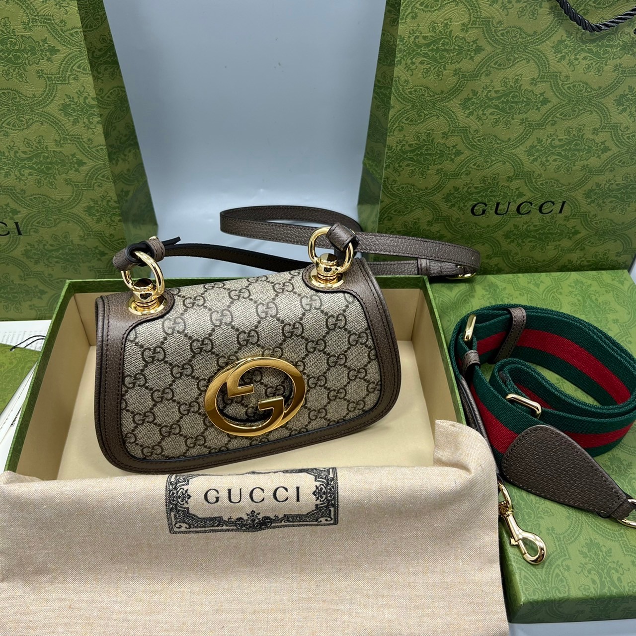 GUCCI Blondie mini shoulder bag เกรดเทพออริจินล หนังแท้และแคนวาสอย่างดี ภาพถ่ายจากงานขายจริง ใช้งานต่างประเทศได้ ผ่านทุก ตม