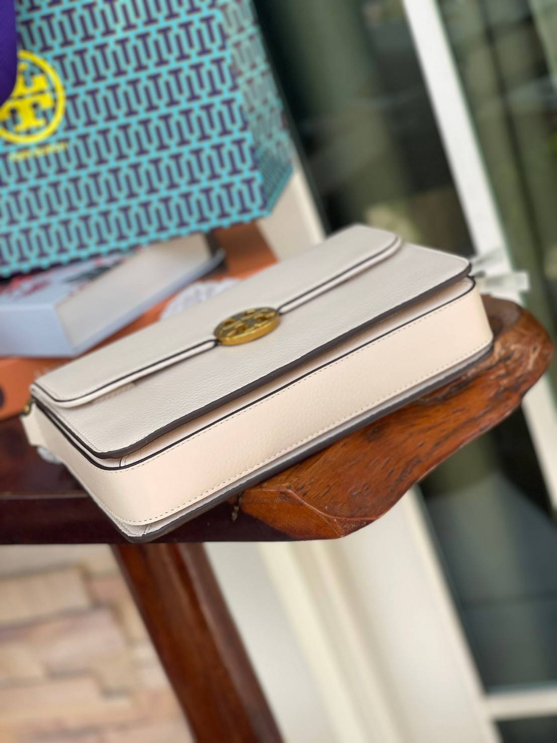 Tory burch description chelsea shoulder bag กระเป๋าที่ใช้เป็น Everyday Bag