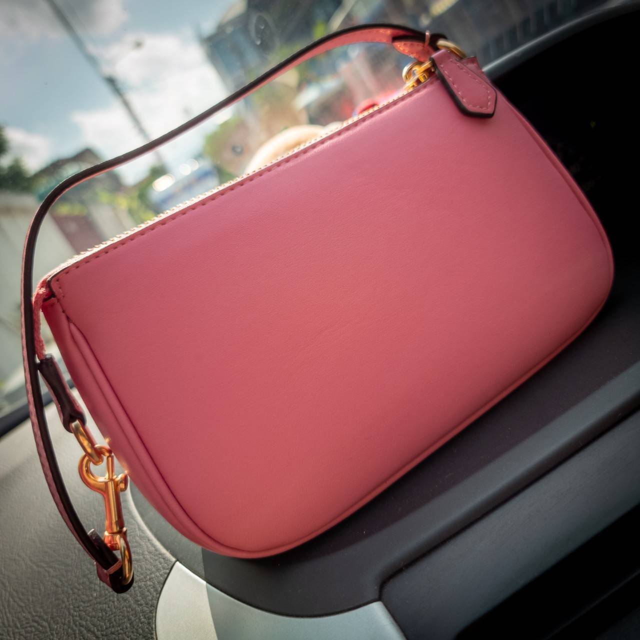 ของแท้ 💯% COACH C3356 NOLITA 19 WITH DAISY EMBROIDERY คอลเลคชั่นใหม่ สีใหม่ล่าสุด ยังไม่เข้า shop ไทย!! สวยหวาน น่ารักน่าใช้