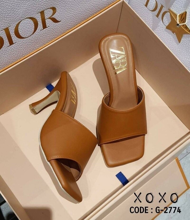 ZARA Mid Heel รองเท้าส้นกลาง 3.5 นิ้ว งานสวม ส้นเข็ม สวย เรียบหรู ใส่สบาย แมทส์ชุดง่าย น้ำหนักเบา วัสดุหนัง PU