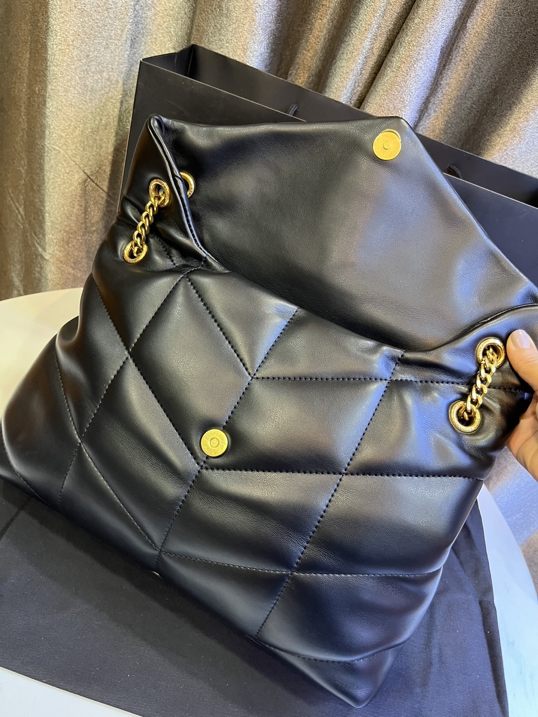 YSL PUFFER MEDIUM IN NAPPA LEATHER 35cm กระเป๋าสะพาย เกรดหนังสวยเต็มใบ เกรดออริ 1:1 ใช้งานต่างประเทศได้