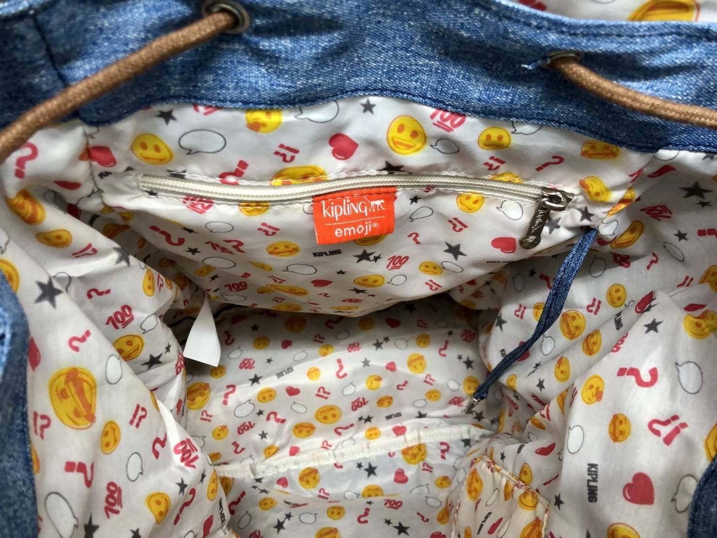 New arrival !!! Kipling Emoji Adaven Backpack Bag 2018 (Kipling Factory OEM HK) k70079 Limited edition emoji พร้อมส่งที่ไทยค่ะ กระเป๋าสะพายหลัง วัสดุ cotton+ polyester อย่างดี