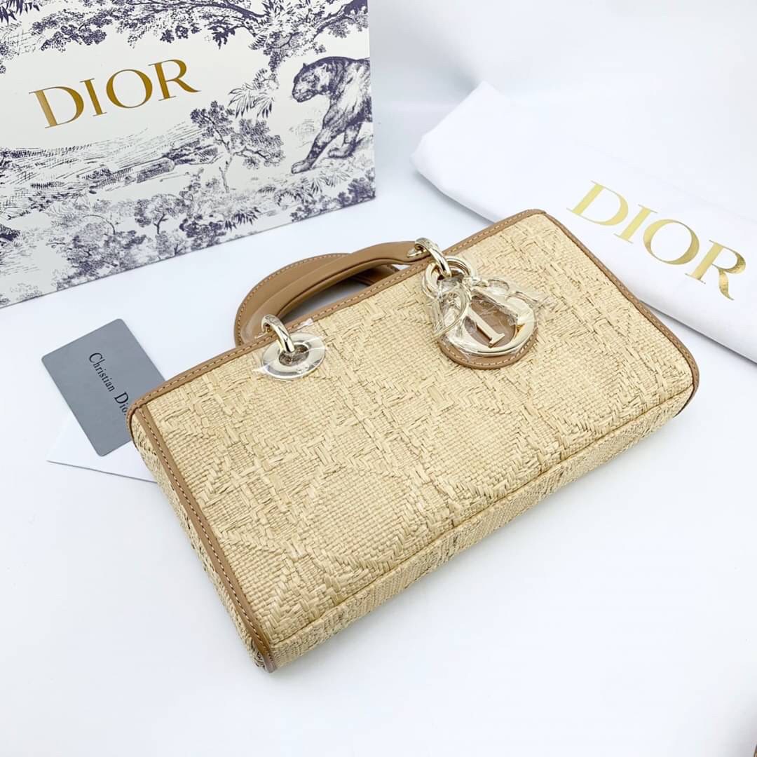 ORI 】DIOR Lady D-Joy Bag Natural Cannage Raffia พร้อมส่งที่ไทย ภาพสินค้าถ่ายจากงานขายจริง ใช้งานต่างประเทศได้