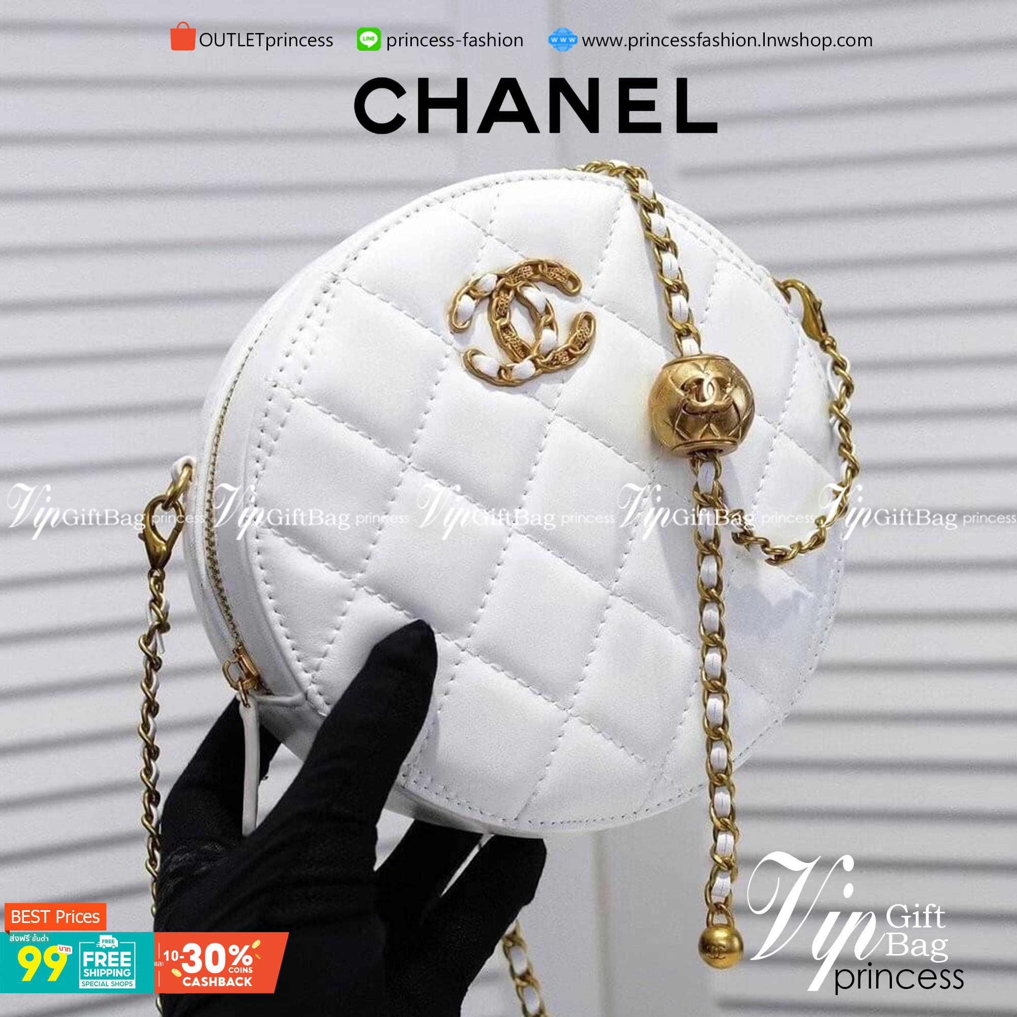 หนังแท้ VIP GIFT CHANEL Round Crossbody Bag กระเป๋าสะพายคาดลำตัวรุ่นนี้โดดเด่นด้วยรูปทรงกลมสุดชิค ขนาดกะทัดรัด พร้อมด้วยหนังกระเป๋าที่ทำจากหนังแท้คุณภาพดี รุ่นที่ตอบโจทย์และครองใจสาว ๆ ได้อย่างแท้จริง เนื่องจากมีดีไซน์เรียบหรู โดยทางแบรนด์ได้ใช้เทคนิคการเ