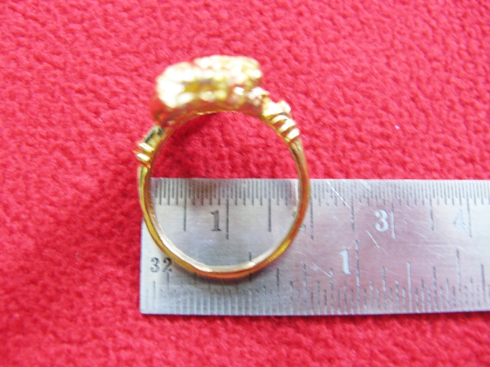 สินค้าหมดค่ะ แหวนพญานาคทองเหลืองพลอย7สี เสริมดวงบารมี แบบ3ค่ะ