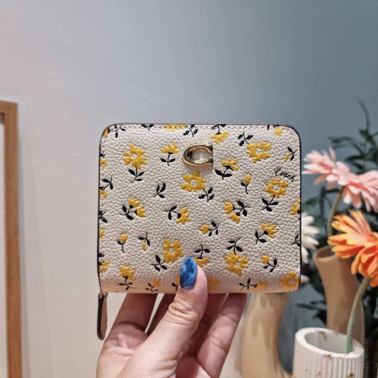 COACH CJ372 CR555 BILLFOLD WALLET WITH FLORAL PRINT กระเป๋าสตางค์ใบเล็กายดอกไม้ เกรดท็อปออริ เกรดดีสุด สลับแท้ 1:1 ใช้ต่างประเทศได้