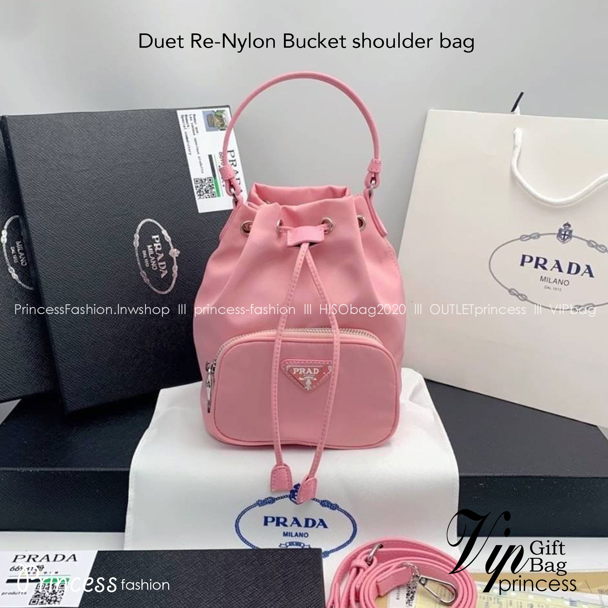 Prada Duet Re-Nylon Bucket shoulder bag / Prada Nylon bucket bag Pastel กระเป๋าสะพายข้าง ไซส์มินิ น้องทรงขนมจีบ น่ารัก น่าใช้ พร้อมสายยาว(ถอดได้) สีพาสเทลน่ารักละมุนมากๆ ค่ะ