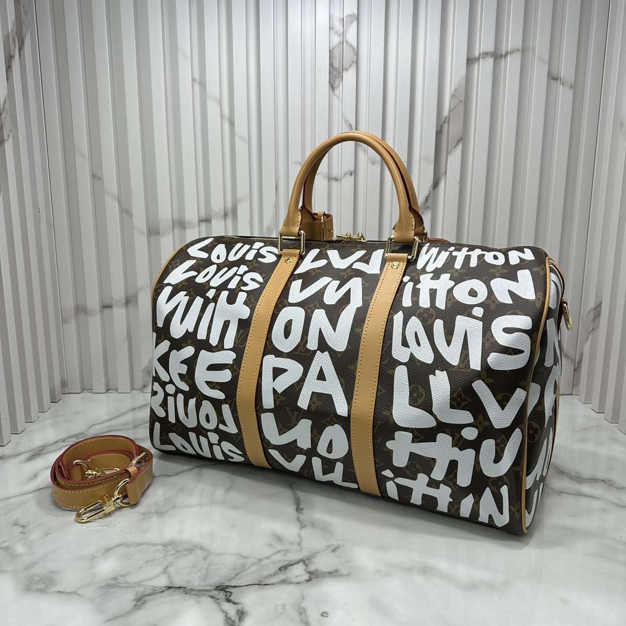 ORI หนังแท้ | LV Stephen Sprouse Graffiti Keepall 42cm กระเป๋าสะพายทรงคีฟออลใบใหญ่ ลวดลายตัวอักษรกราฟฟิกเต็มใบ