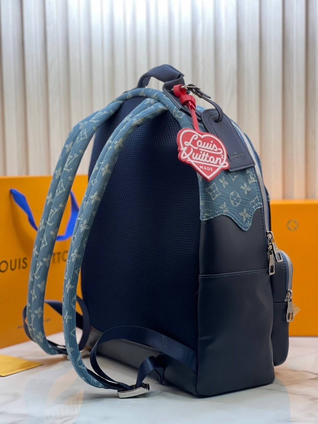 ORI หนังแท้ | LV x Nigo Multipocket Backpack กระเป๋าเป้รุ่นลิมิเต็ด งานหนังแท้และเดนิมลายโมโนแกรม สวยเท่คลาสสิกในใบเดียว