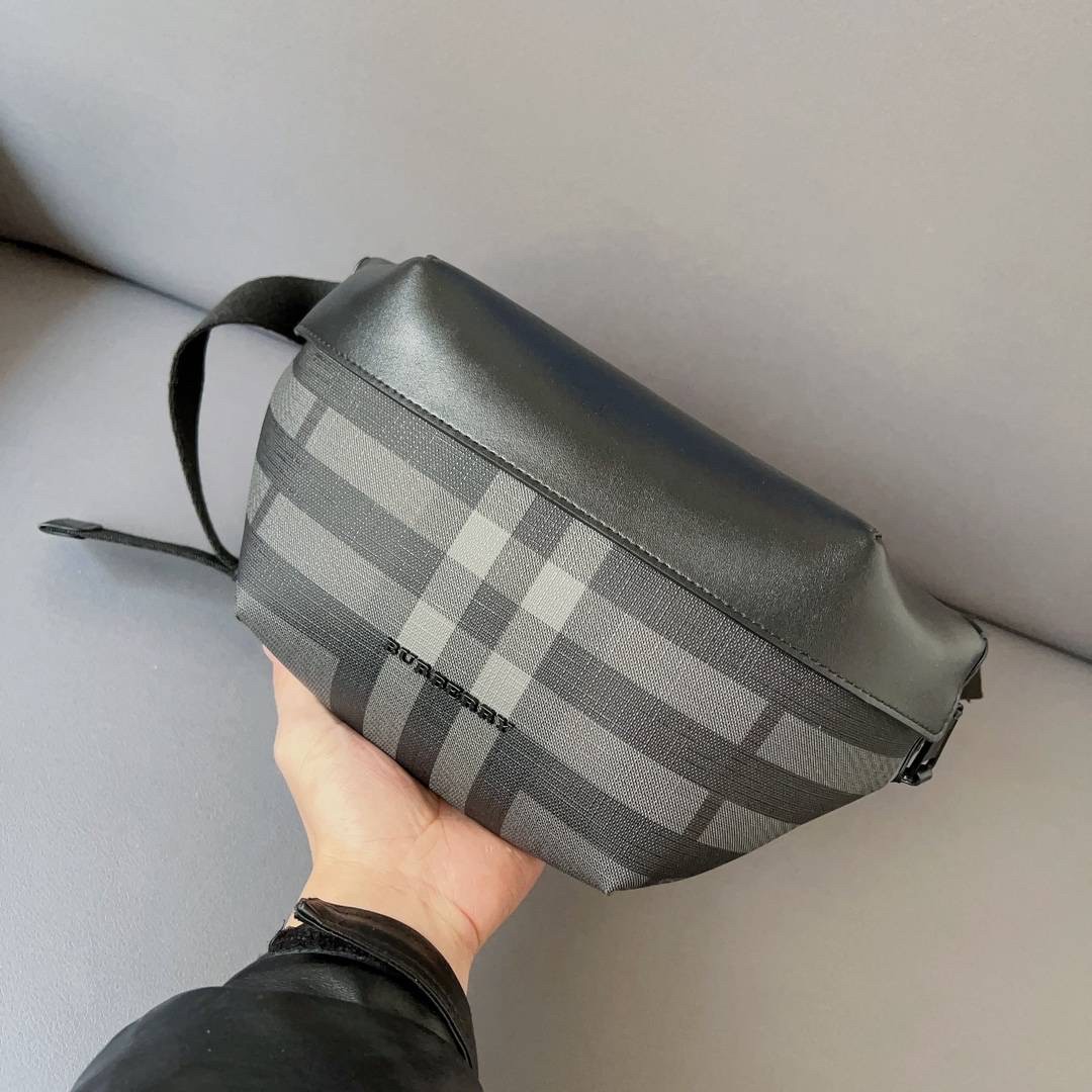 Burberry Sonny Plaid Leather Belt Bag / BURBERRY FRAGRANCES BELT BAG คาดเอว คาดอกแบบ UNISEX ใช้ได้ทุกเพศ ลายวินเทจตามแบบฉบับของแบรนด์