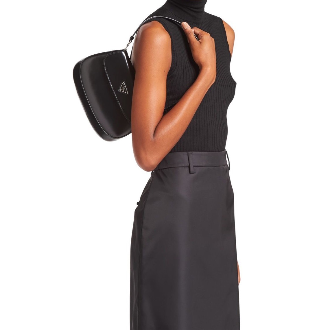 PRADA CLEO BRUSHED LEATHER SHOULDER BAG กระเป๋าทรงสวยยอดฮิต ทรงสะพายไหล่สวยหรูอยู่ทรง หนังเรียบเงาหรูสุดคลาสสิก