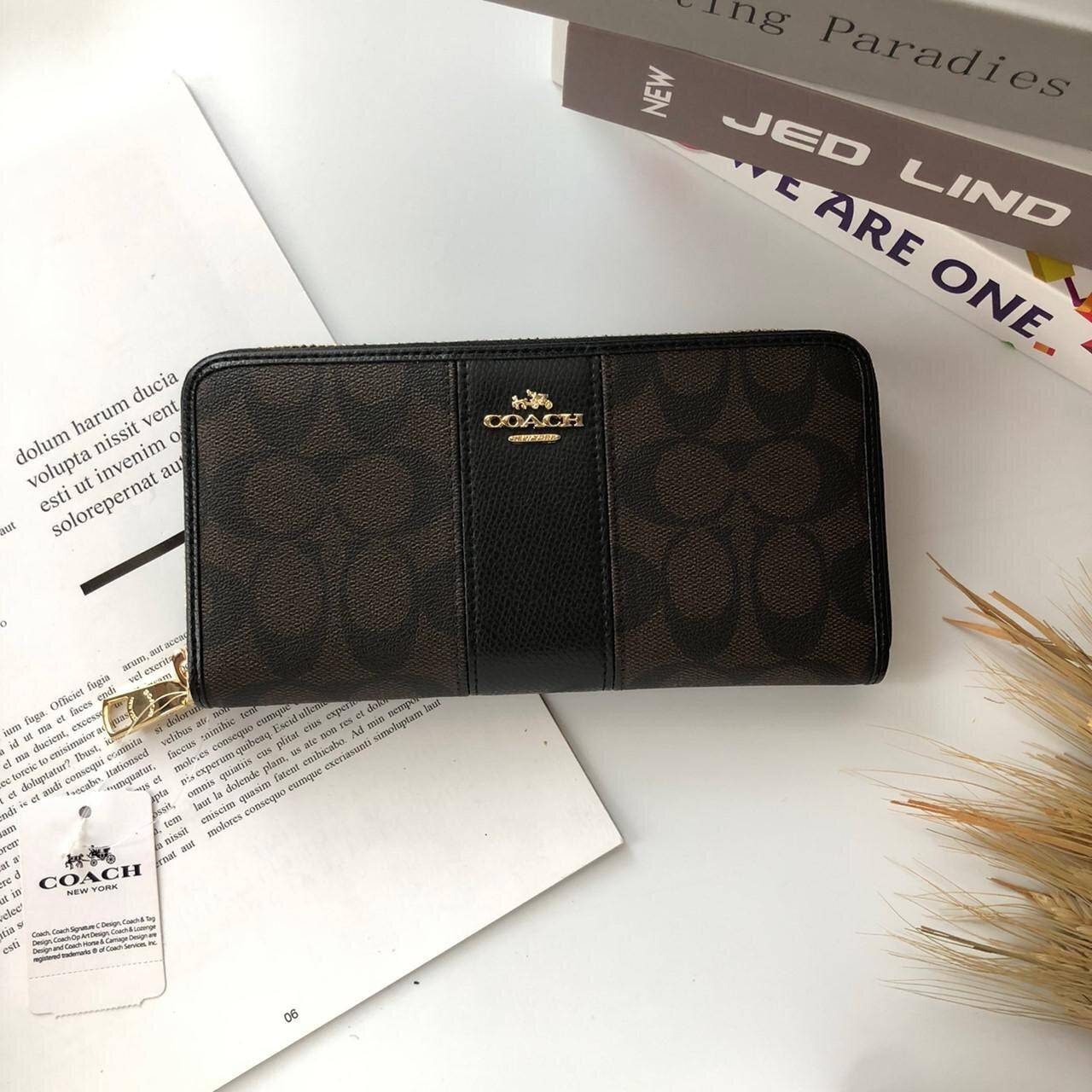 ของแท้ COACH Accordion Zip Wallet in Signature Coated Canvas with Leather กระเป๋าสตางค์ใบยาว เปิด-ปิดกระเป๋าด้วยซิปรอบ