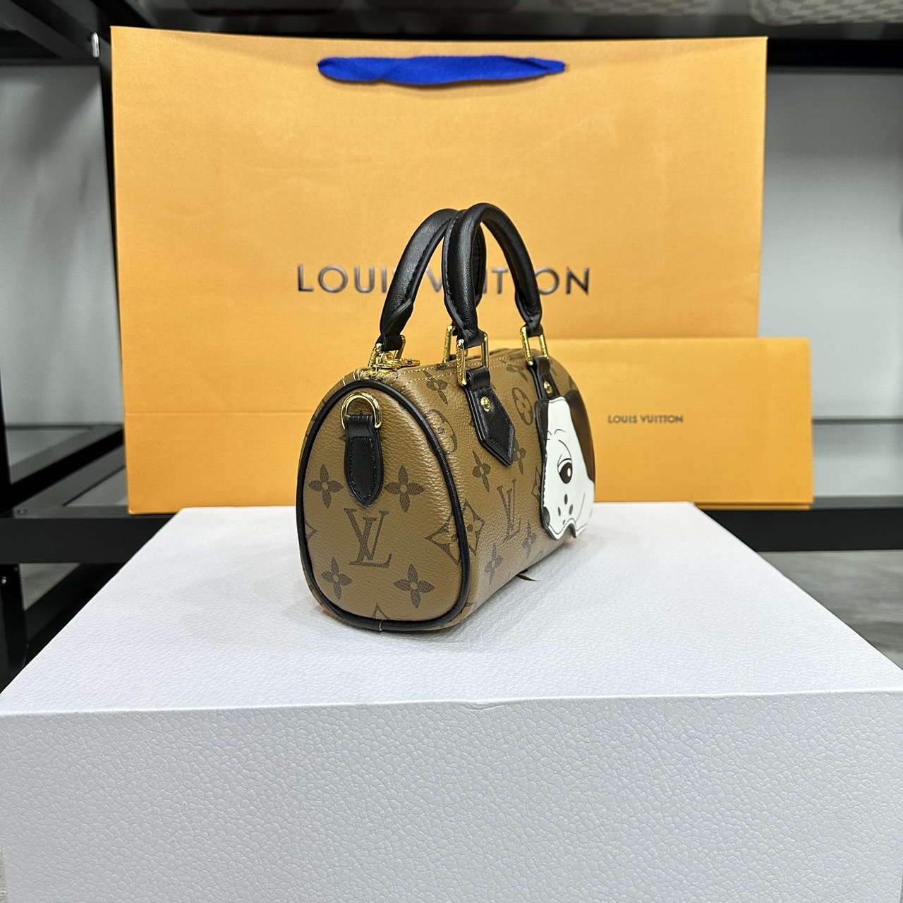 LV Nano Speedy Monogram Reverse Canvas Bag กระเป๋าสะพายใบเล็ก น้องหมารุ่นใหม่ cute dog เกรดออริ 1:1 ใช้งานต่างประเทศได้
