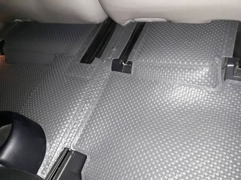 พรมกระดุมเม็ดเล็ก SPACE WAGON รุ่นรีดขอบ สีเทา เต็มคัน เข้ารูป