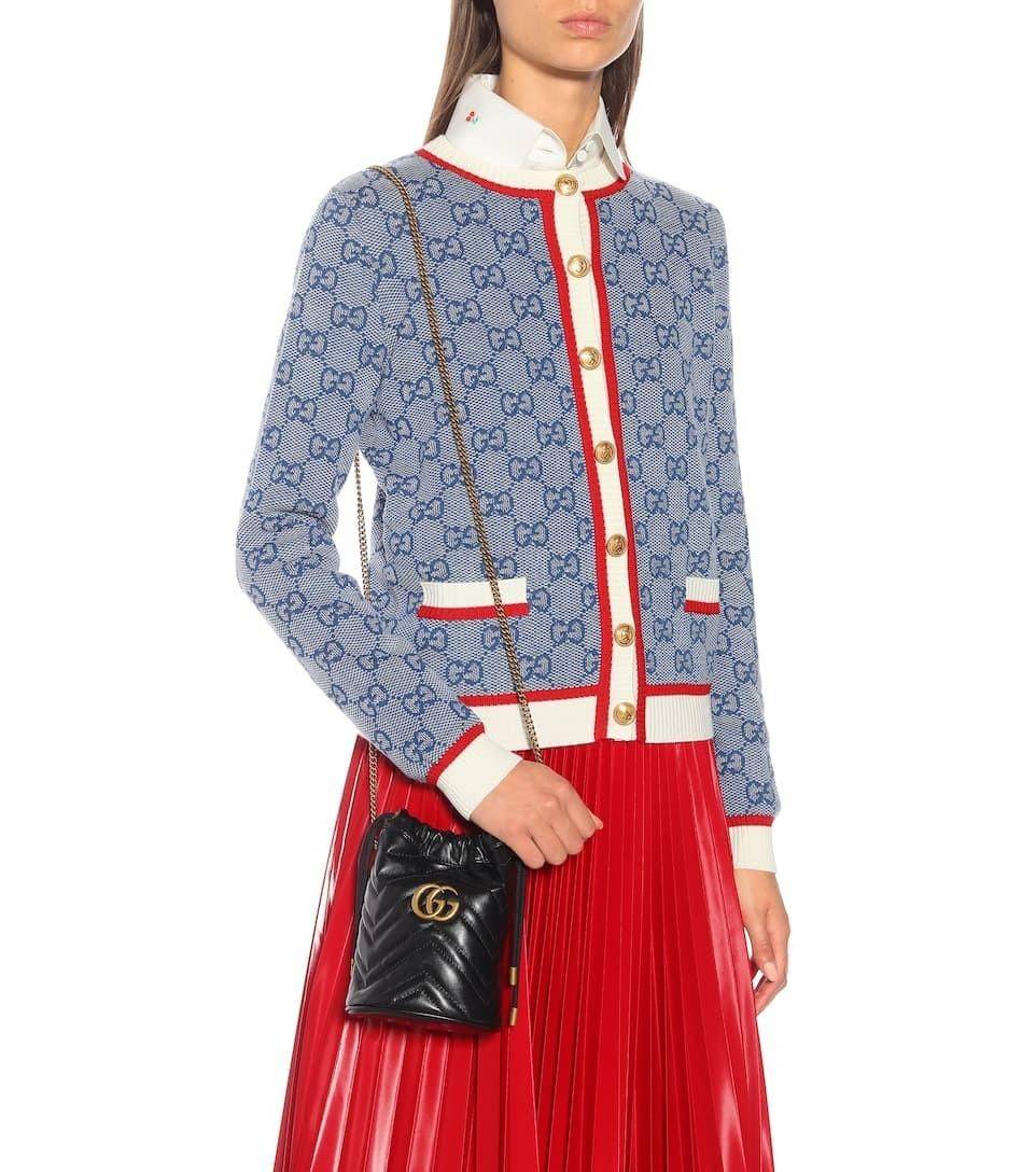 VIP 】Gucci GG Marmont mini bucket bag กระเป๋าสะพายข้าง Premiumgift วัสดุหนังแท้ ด้านในโล่ง มีช่องใส่บัตร3ช่อง ใส่กระเป๋าตังค์ ใส่โทรศัพท์ Iphone+ ได้ สายโซ่ยาว Crossbody ได้ ถอดสายได้ น้ำหนักเบา มาพร้อมถุงผ้าแบรนด์ ใบนี้คือที่สุด คุณหนูมากมาย ไม่ควรพลาดเล