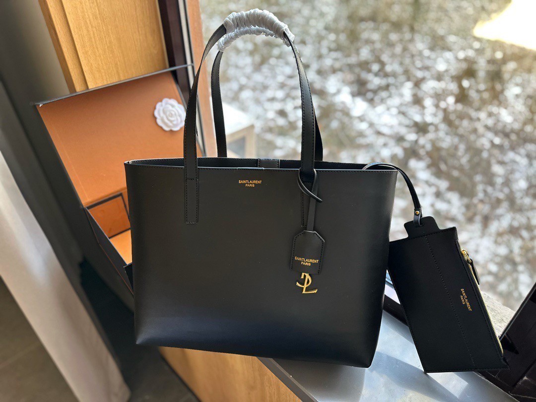 YSL TOTE BAG / YSL SHOPPING BAG กระเป๋าทรงช็อปปิ้งใบใหญ่ทรงหรู น้ำหนักเบา จุของได้เยอะสุดๆค่ะ เกรดวีไอพีไฮเอน 1:1