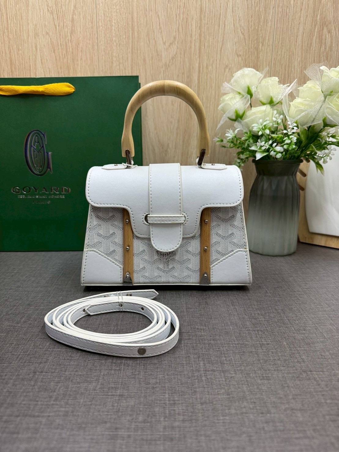 10 สี ORI หนังแท้ | GOYARD Saïgon Souple Mini Bag 20cm กระเป๋าถือ/สะพายดีไซน์หูจับไม้เป็นเอกลักษณ์ที่สวยหรูหราสง่างาม