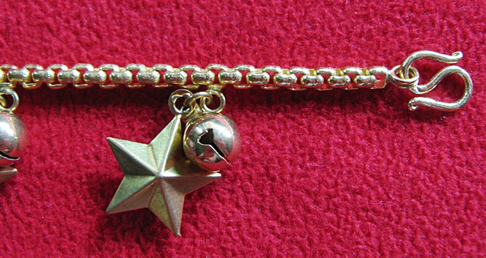 สินค้าจองค่ะ สร้อยข้อมือทองเหลือง+จี้รูปดาวค่ะ