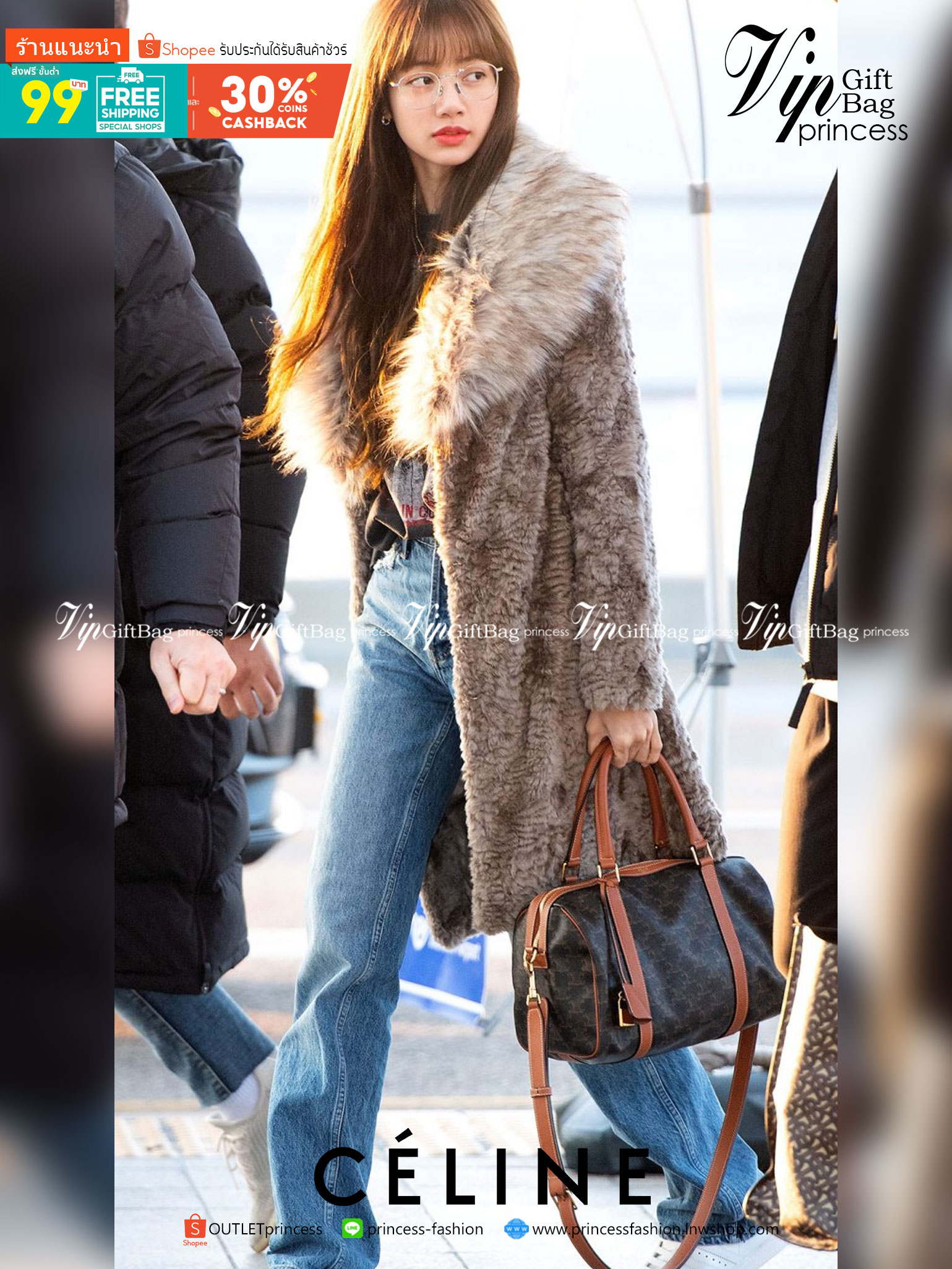 VIP 】CELINE BOSTON BAG IN TRIOMPHE CANVAS AND TAN ลวดลาย Triomphe Canvas Collection เป็นที่นิยมตลอดกาล มาในรูปแบบกระเป๋าทรงหมอนที่ได้รับความนิยมแบบทุกยุคทุกสมัย ซึ่งเป็นรูปทรงที่มีความคลาสสิก ดูดีแบบไม่มีตกยุค มาพร้อมขนาดที่ง่ายต่อการพกพา จัดเก็บหรือหยิบข