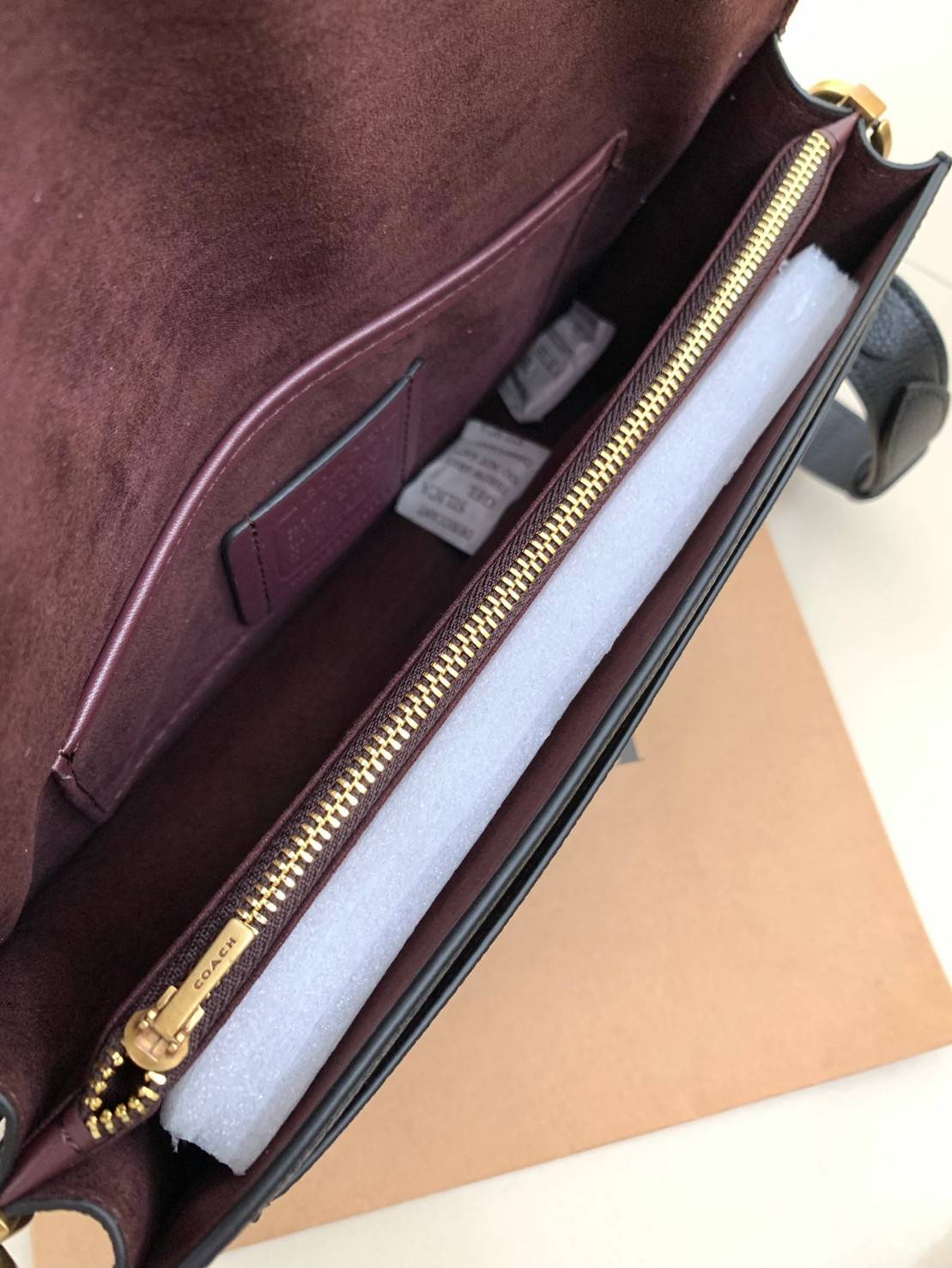 COACH TABBY SHOULDER BAG 26 ((73995)) พร้อมส่งที่ไทยอีกครั้งค่ะ ห้ามพลาด ✔️กระเป๋าหิ้ว//คล้องไหล่//สะพายข้างได้ สุดคุ้ม! หนังแท้อย่างดี ลายหนังสวยนิ่มมือมากค่ะ