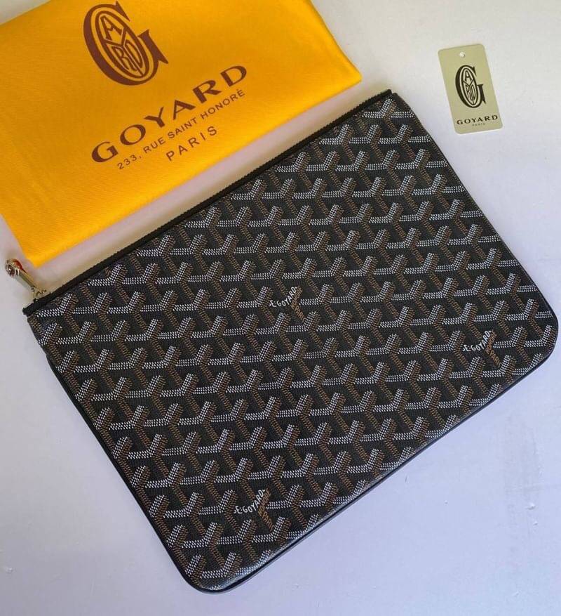VIP GIFT 】GOYARD Clutch Bag รุ่นแนะนำ ดีไซน์สวยโดดเด่น ภายในโล่งกว้าง ใส่เอกสาร A4 ของใช้สัมภาระได้เยอะจุใจ น้ำหนักเบา ใช้ได้ทั้งชายและหญิง พร้อมส่งที่ไทยไม่ต้องรอพรีฯ ห้ามพลาดนะคะ!