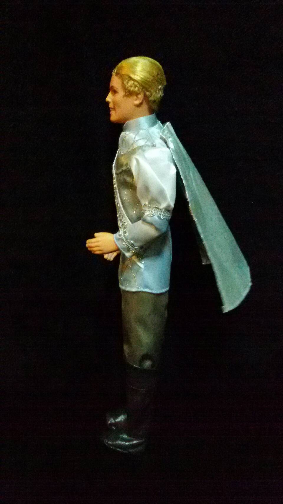 Barbie of Swan Lake KEN as Prince Daniel ตุ๊กตาบาร์บี้และเคนแท้มือสองสภาพดีค่ะ