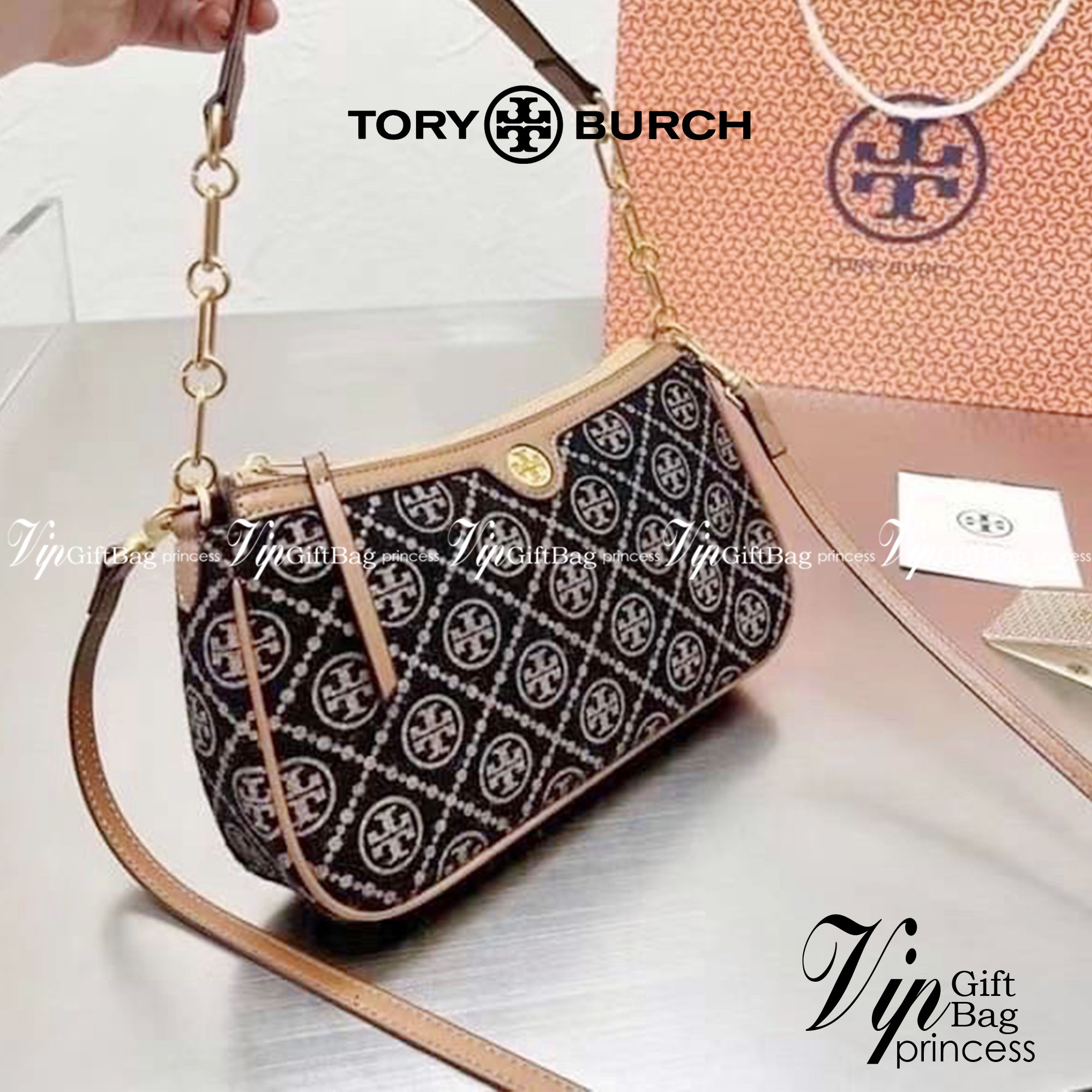 TORY BURCH T MONOGRAM JACQUARD SHOULDER BAG กระเป๋าสะพายข้าง Tory 😍😍 ใบเล็กซิปบน ลายT โมโนแกรม อะไหล่ทองมาใหม่ มาพร้อมสายสะพายยาว2 สาย งานจริงสวยทุกมุมงานปั้มแบรนด์ทุกจุด