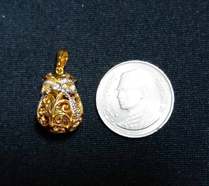 จี้ถุงทองนพเก้าประดับเพชรCZ เสริมดวงค้าขายค่ะ