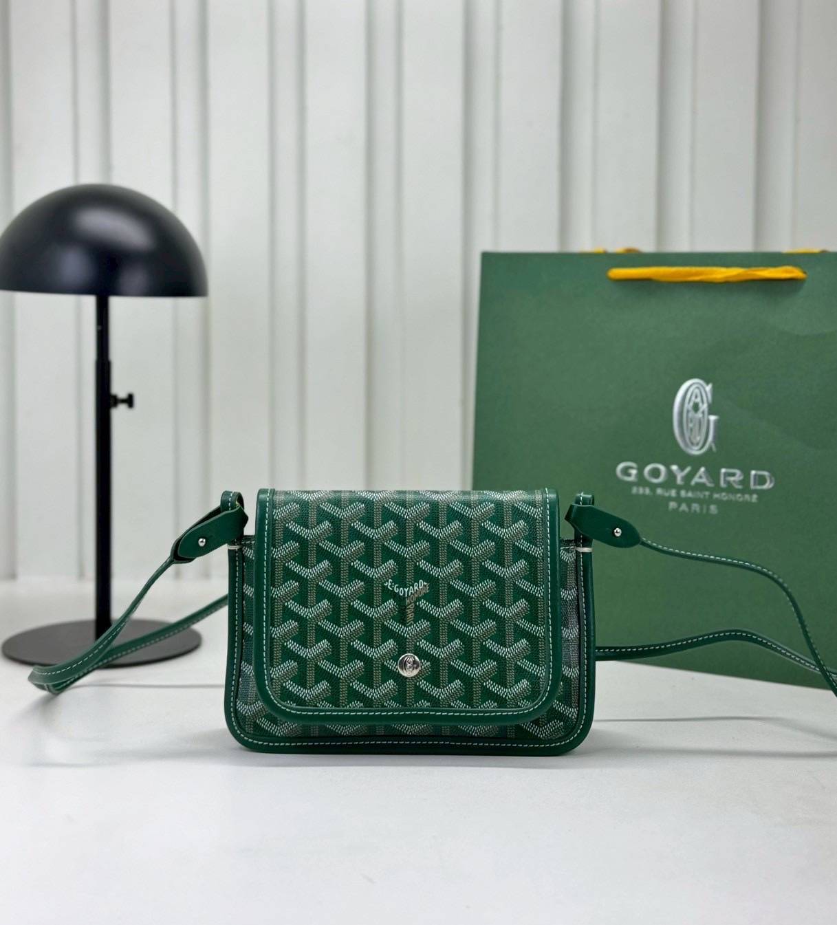 10 สี ORI หนังแท้ | GOYARD Plumet pouch-wallet กระเป๋าสะพายใบเล็กกะทัดรัด ดีไซน์กระเป๋าสตางค์ Plumet ดีไซน์มาพร้อมช่องใส่เหรียญ ธนบัตร และบัตรต่างๆ สามารถสะพายไหล่เป็นกระเป๋าสะพายข้างได้เหมือนกระเป๋าใบเล็ก